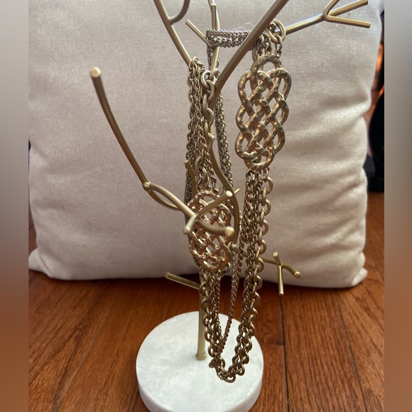 Lia Sophia, Celtic Knot, Gold Tone Necklace.  Multi-Strand, Long. - Picture 2 of 4